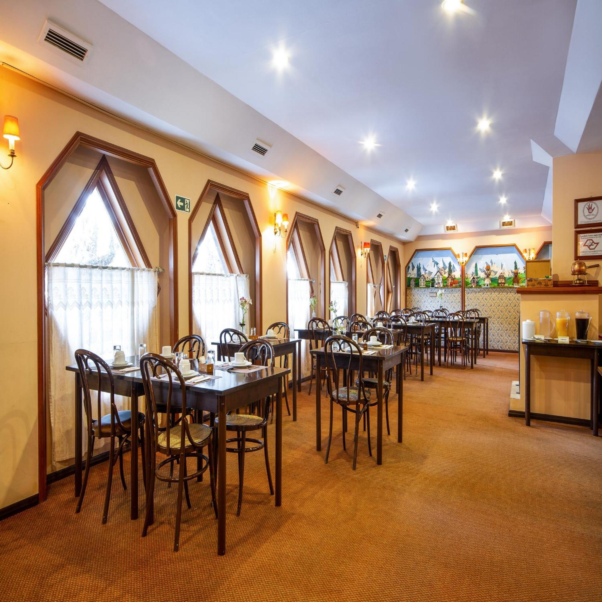 Hotel Chateau Кампус-ду-Жордау Экстерьер фото