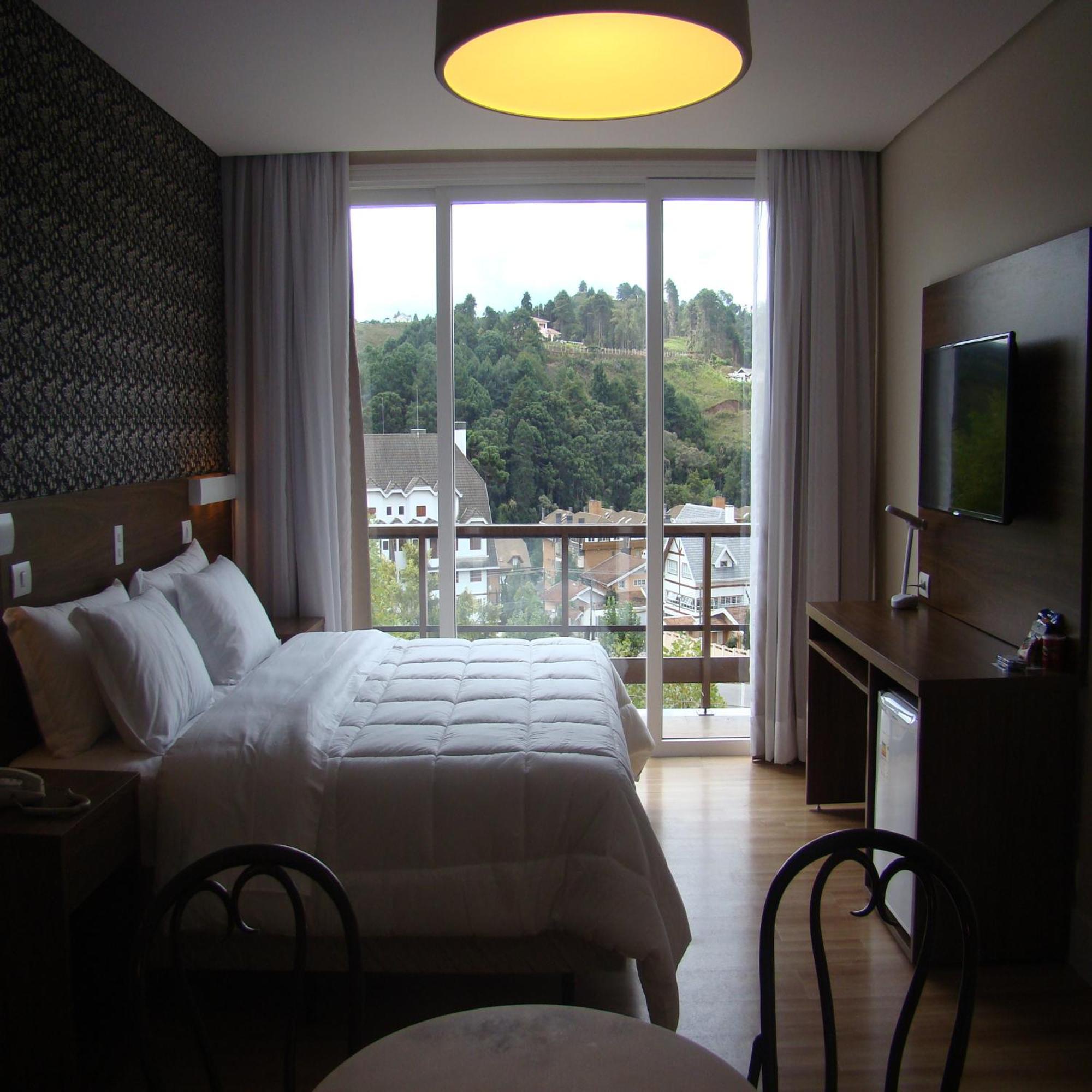 Hotel Chateau Кампус-ду-Жордау Экстерьер фото