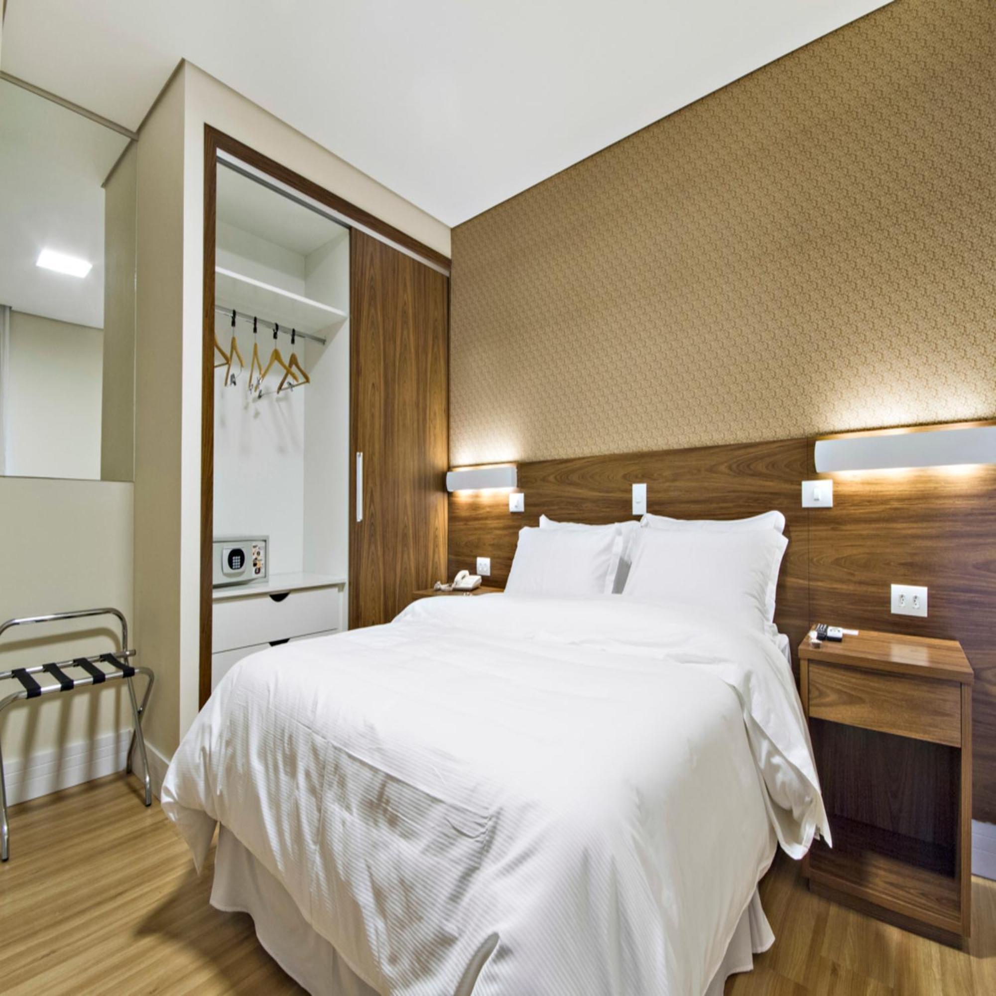 Hotel Chateau Кампус-ду-Жордау Экстерьер фото